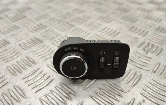 Opel Grandland X Light switch 39085923 17018960