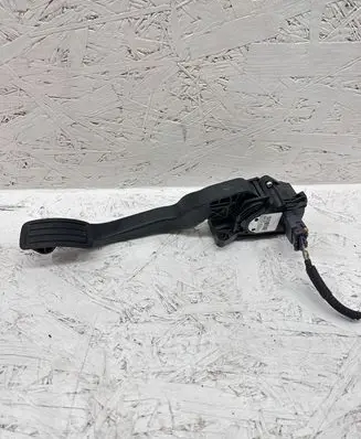 Citroen C4 Grand Picasso Accelerator throttle pedal 86ET41