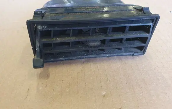 Volkswagen PASSAT Dashboard side air vent grill/cover trim 823820329