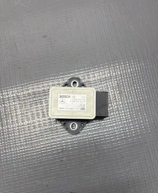 Mercedes-Benz E W212 ESP acceleration yaw rate sensor A0055422618 7014191 0265005735