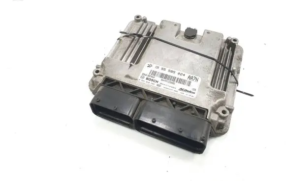 Opel Insignia A Engine control unit/module ECU 55585024