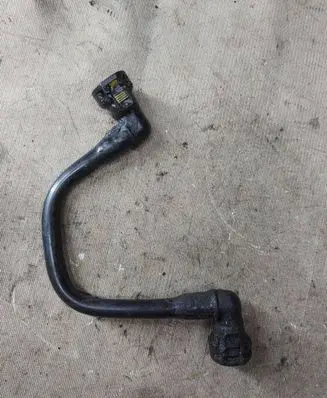 Gearbox oil cooler pipe/hose