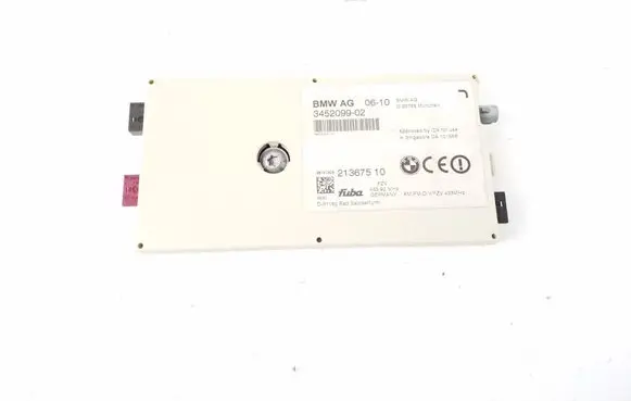 BMW X3 E83 Aerial antenna amplifier 3452099