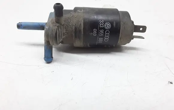 Volkswagen Transporter - Caravelle T4 Windscreen/windshield washer pump 333955651