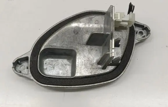 BMW 2 F44 LED ballast control module 90159761 90121824