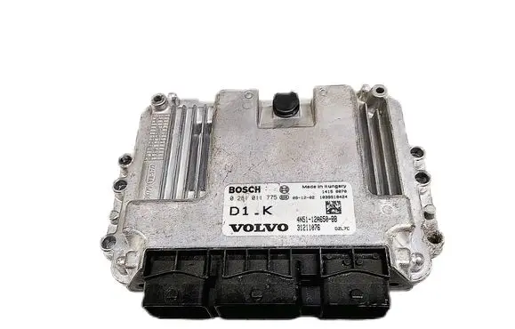 Volvo V50 Engine control unit/module 31211076