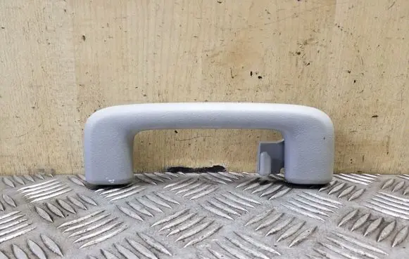 Mitsubishi Outlander Rear interior roof grab handle