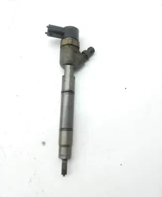 Hyundai i40 Fuel injector 338002A800 0445110411