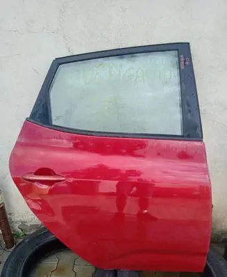 KIA Venga Rear door