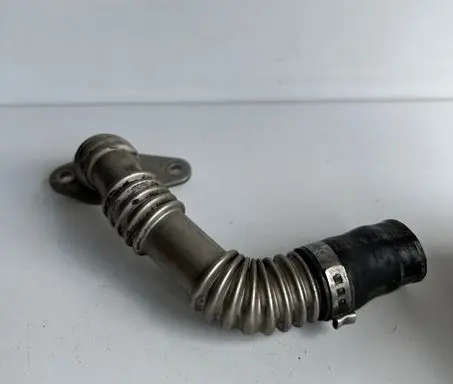 Audi A4 S4 B7 8E 8H EGR valve line/pipe/hose 06D103213G