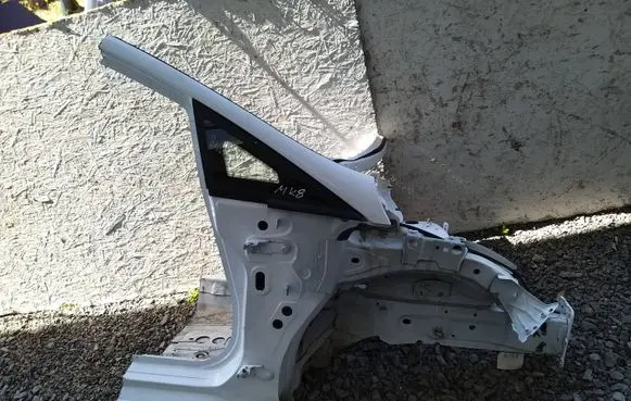 Front quarter panel