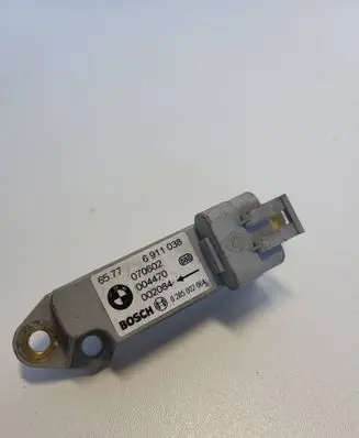 BMW 5 E60 E61 Airbag deployment crash/impact sensor 6911038