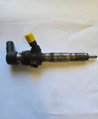 Renault Megane II Fuel injector 8200380253 H8200294788