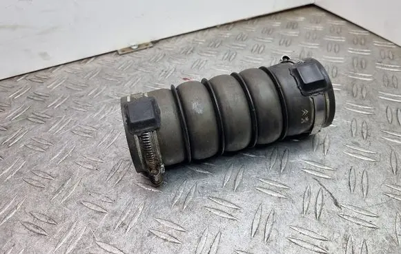Citroen DS3 Intercooler hose/pipe 9687511280