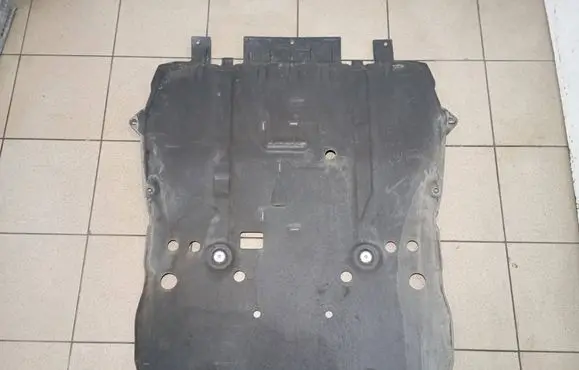 Peugeot 5008 II Engine splash shield/under tray 9844529580 9856649080 9846913380