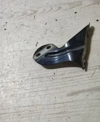Seat Arona Fender mounting bracket 6F9821167A
