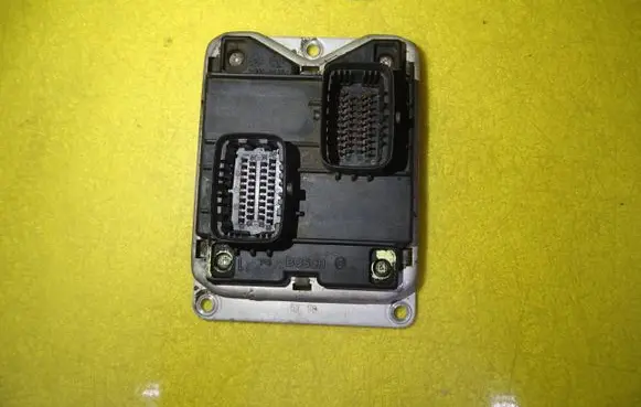 Alfa Romeo 156 Engine control unit/module 0261204945