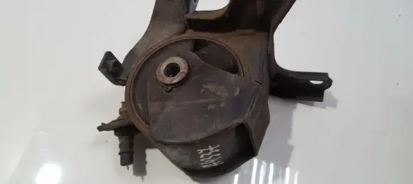 KIA Sportage Engine mount bracket 218142E400 21814-2E400