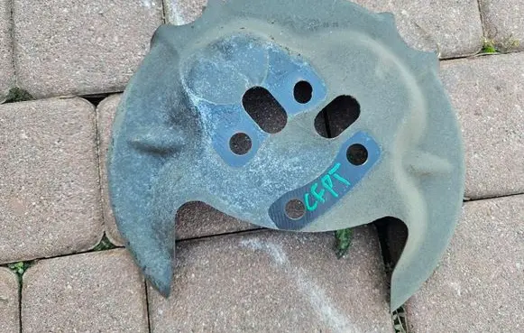 Opel Corsa F Rear brake disc plate dust cover 9825073280
