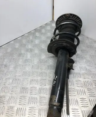 BMW 4 F32 F33 Front shock absorber/damper 6860903 13B193CD0193