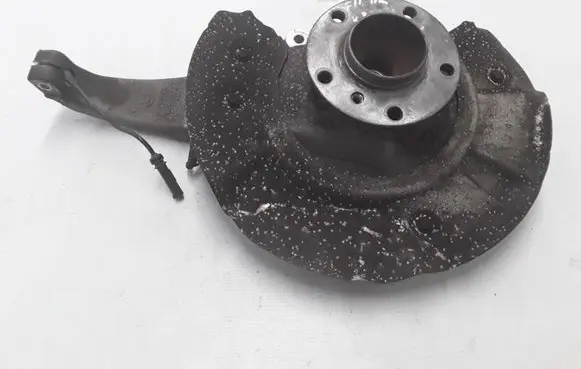 BMW 5 F10 F11 Front wheel hub