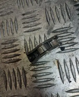 BMW 5 E39 Valve rocker arm 