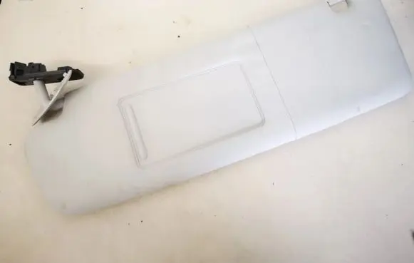 Volkswagen Touareg II Sun visor 7p6857551