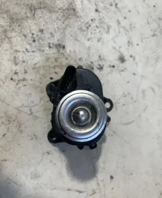 BMW 5 F10 F11 Intake manifold valve actuator/motor 7811299