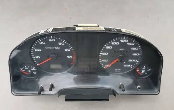Audi 80 90 B3 Speedometer (instrument cluster) 893919033A T10008361002