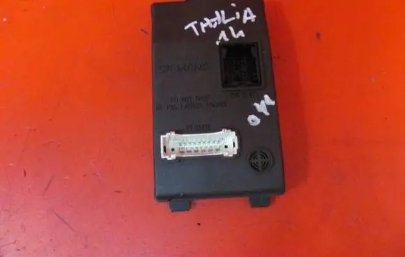 Renault Thalia I Central body control module 8200103749