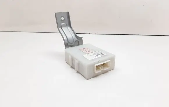 Subaru Forester SG Door control unit/module 88035SA010 BU28N00000