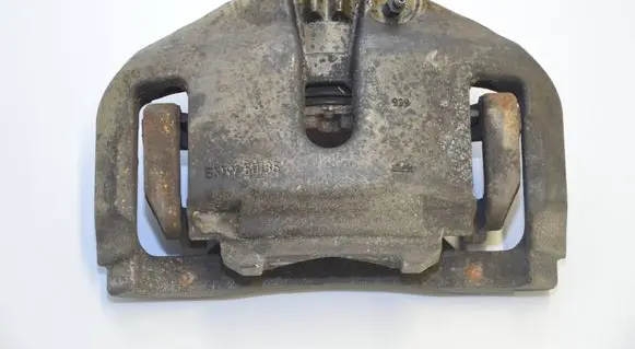 BMW 5 GT F07 Front brake caliper