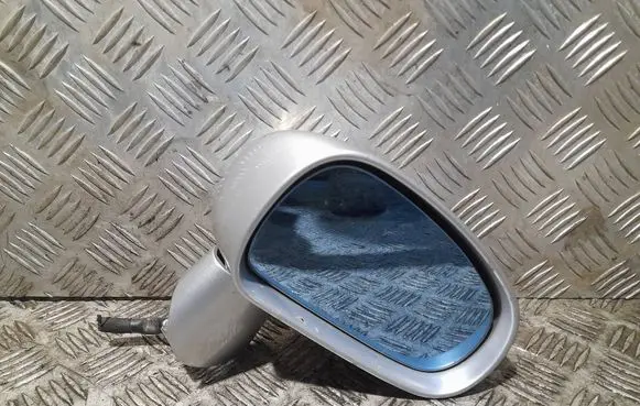 Audi TT Mk1 Front door electric wing mirror 46r010025