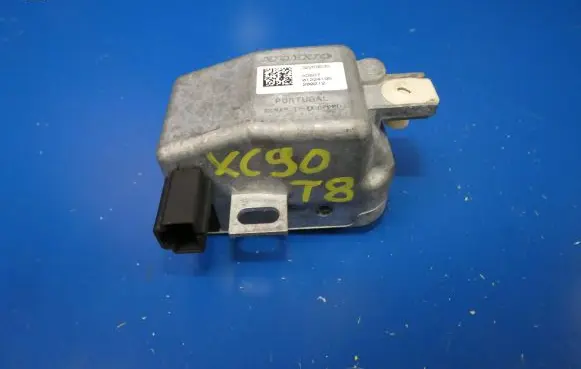 Volvo XC90 Steering wheel lock 32269635 01224195 AD807