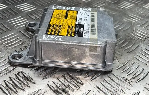 Lexus IS 220D-250-350 Airbag control unit/module 0285001904