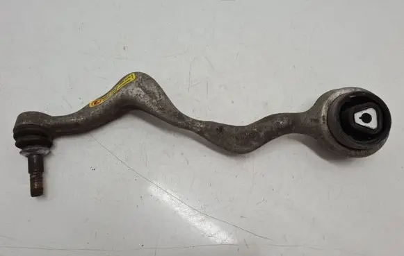 BMW 1 E81 E87 Front lower control arm/wishbone AW6082