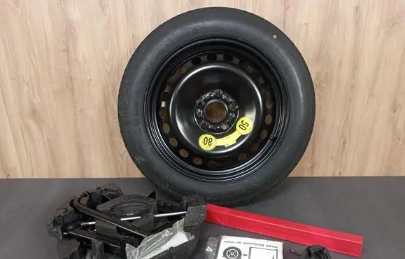Volvo V40 Cross country R16 spare wheel 30683913