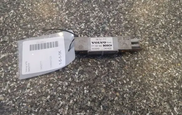 Volvo V70 Airbag deployment crash/impact sensor 9452777