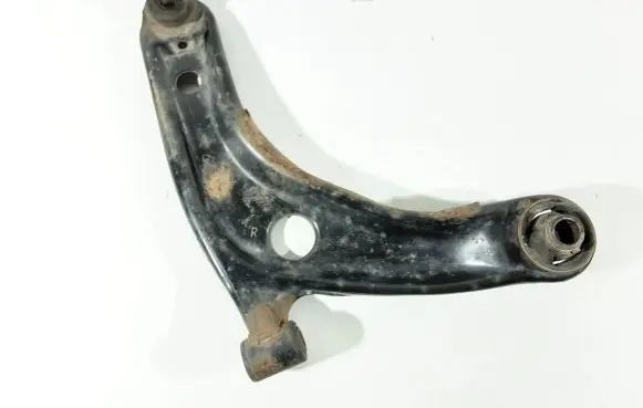 Toyota Yaris Front lower control arm/wishbone