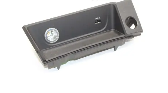 Audi A4 S4 B9 8W USB socket connector 8W2864131B