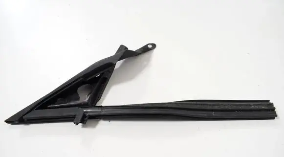 BMW M4 F82 F83 Rubber seal front coupe door 7279777
