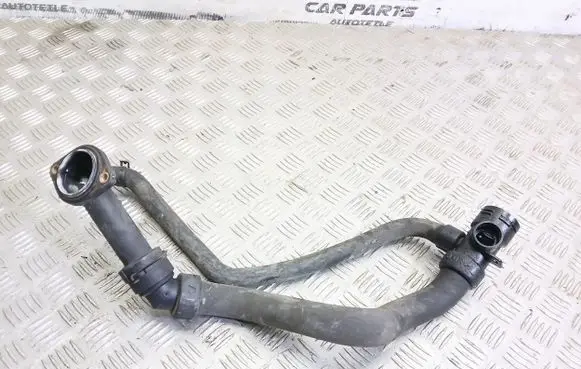 Volkswagen PASSAT B5.5 Engine coolant pipe/hose 4B0121049S