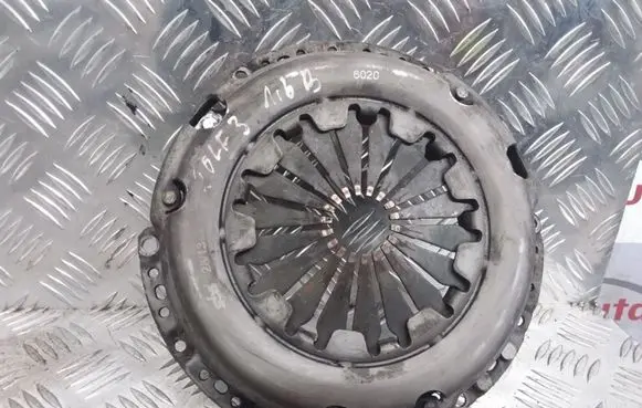 Volkswagen Golf III Pressure plate 6020