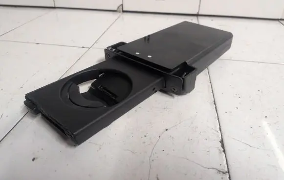 BMW 5 E60 E61 Cup holder 7063411 12145110 314650100
