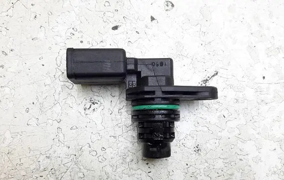 Skoda Fabia Mk2 (5J) Camshaft position sensor 03q907601e