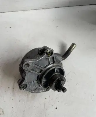 Mercedes-Benz Sprinter W906 Vacuum pump A61123065