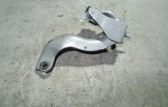 Audi A6 Allroad C6 Tailgate/trunk/boot hinge 4F9827300D