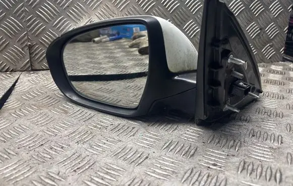 KIA Optima Front door electric wing mirror