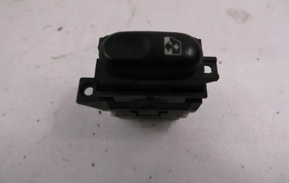 Renault Laguna I Electric window control switch