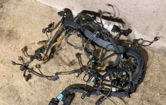 Mercedes-Benz SLK R172 Engine installation wiring loom A6510109911